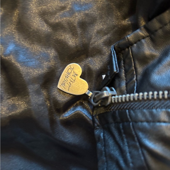 Betsey Johnson leatherette jacket baby‎ girl 18/24 months - Picture 4 of 4